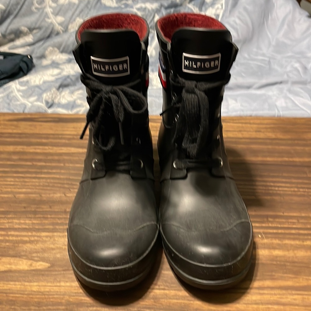 Tommy Hilfiger boots